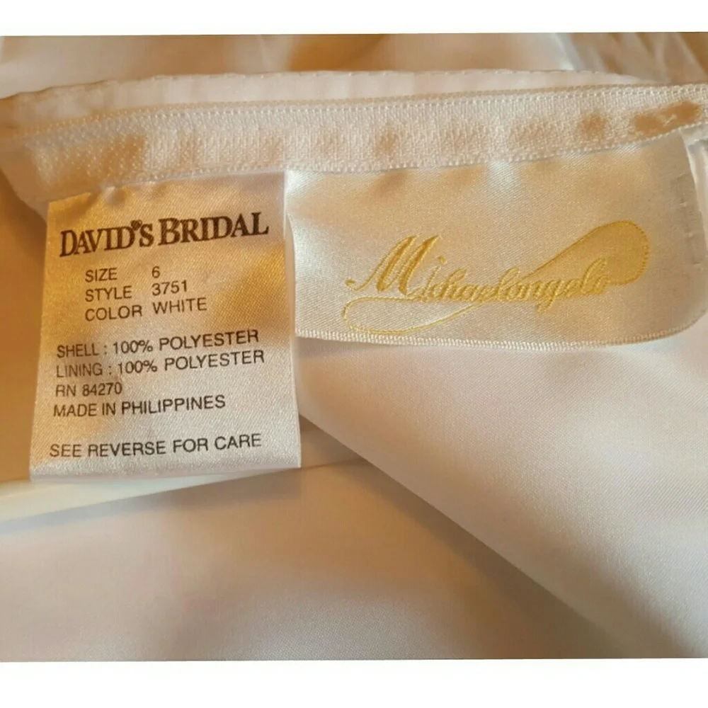 DAVID'S BRIDAL Flower Girl Dress Size 6 White Wedding - Picture 8 of 8